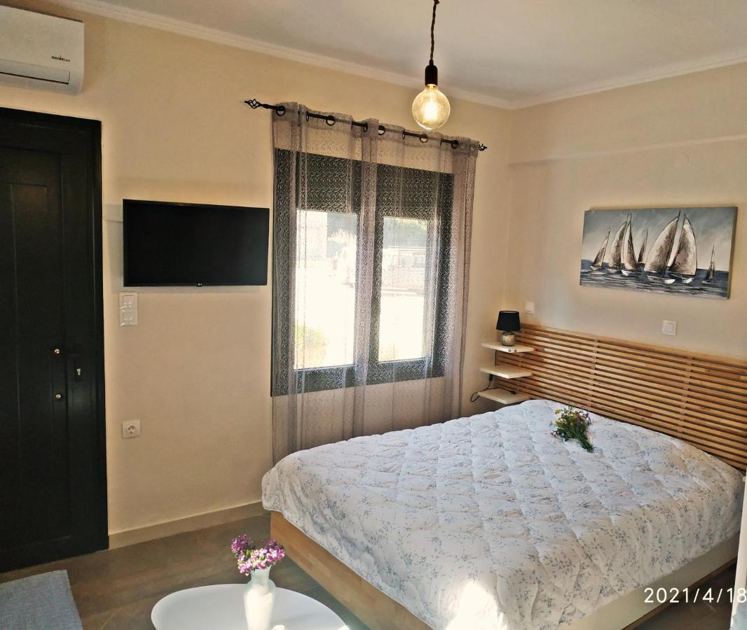 Old Harbour Apartments By Corfuescapes Gaios Ngoại thất bức ảnh