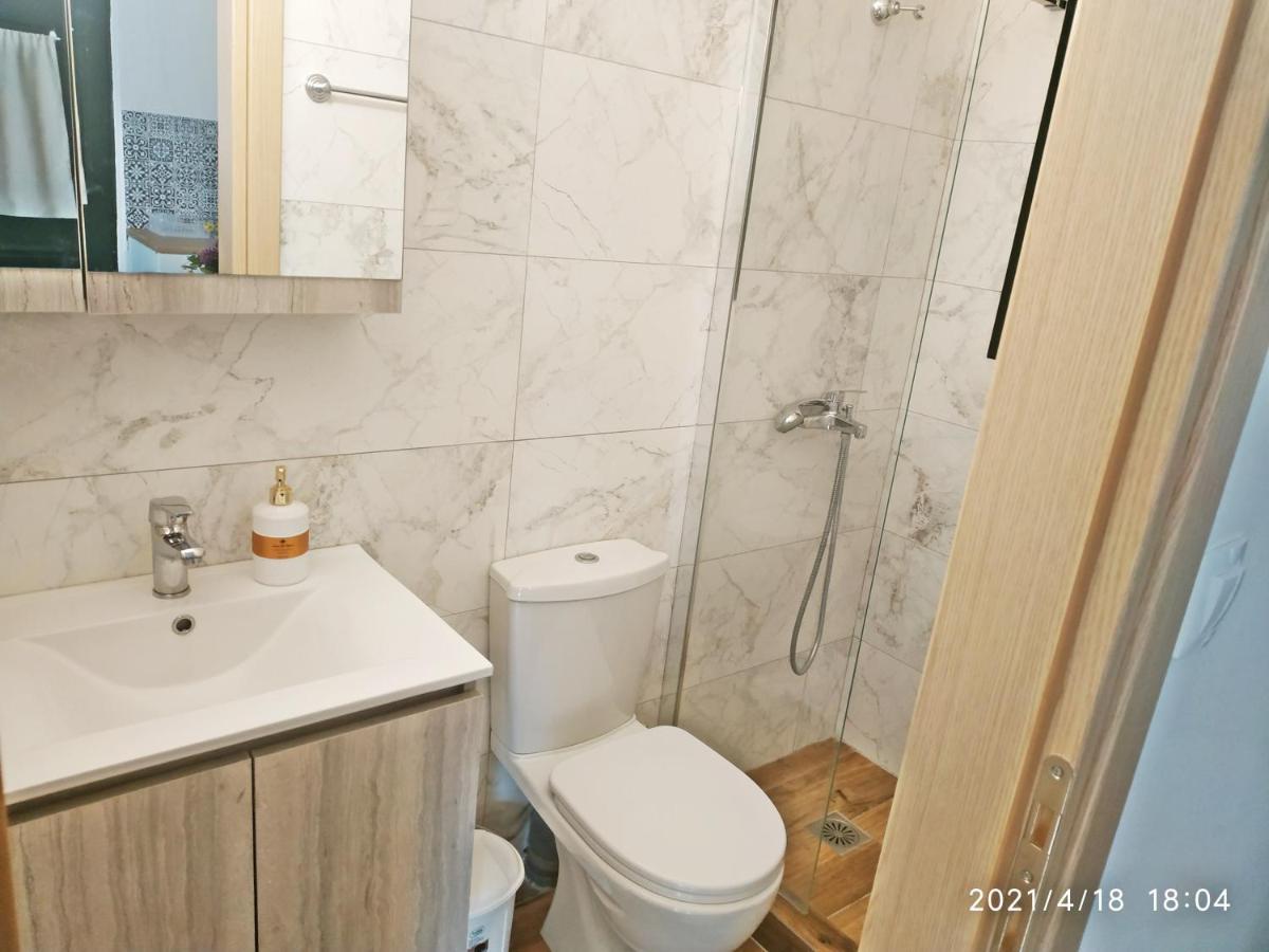 Old Harbour Apartments By Corfuescapes Gaios Ngoại thất bức ảnh